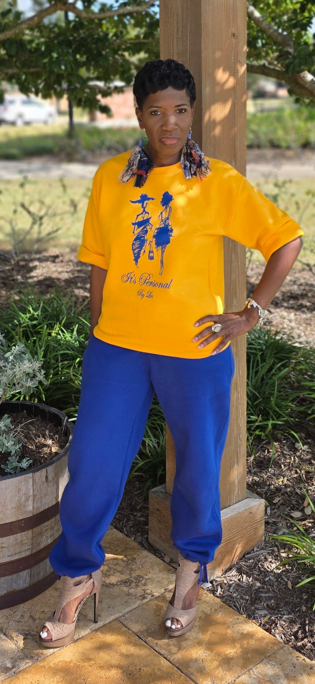 IT'S PERSONAL BY LES ROYAL BLUE PANTSUIT