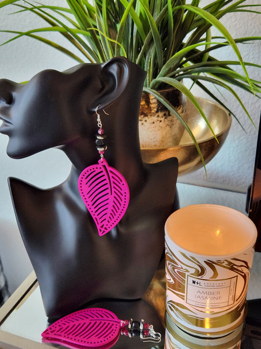 HOT PINK LEAF WOODEN EARRINGS