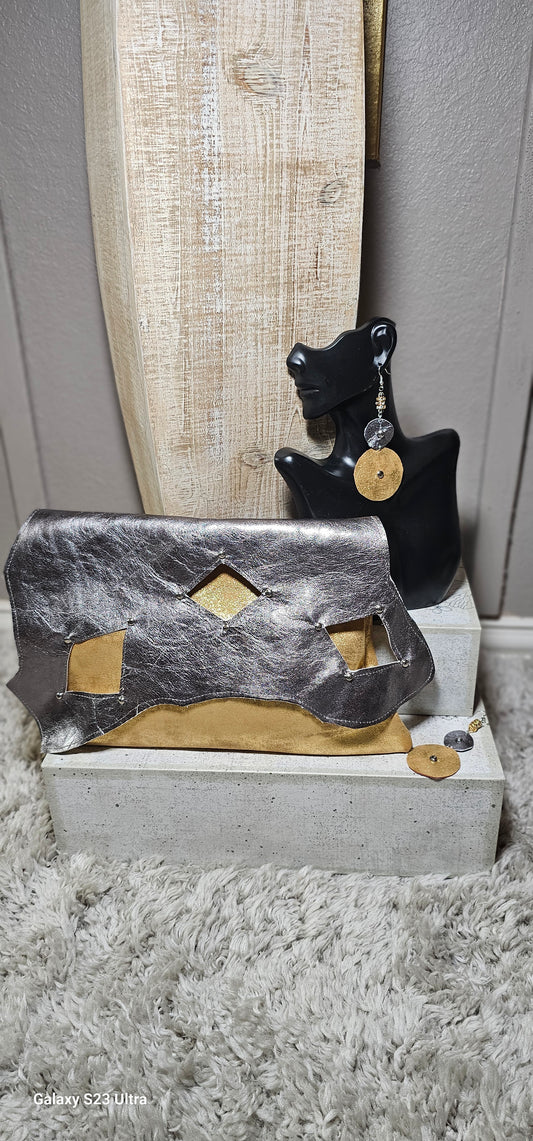 CLUTCH CUSTOM SILVER AND GOLD LEATHER PURSES