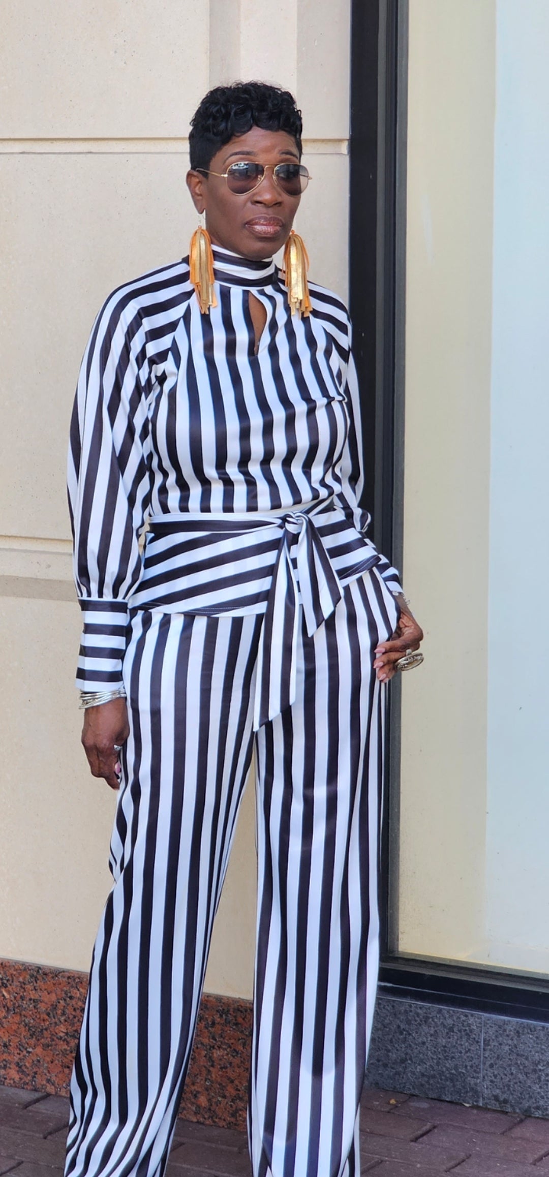 BLACK AND WHITE PANTS SET
