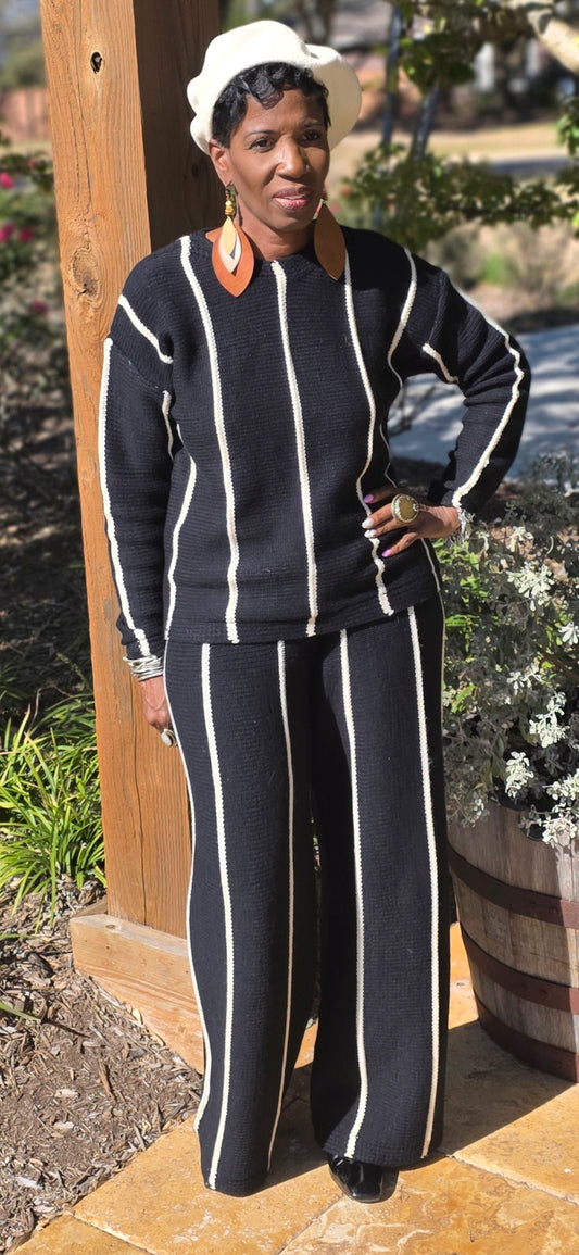 Ms. Black and White SWEATER Pantsuit