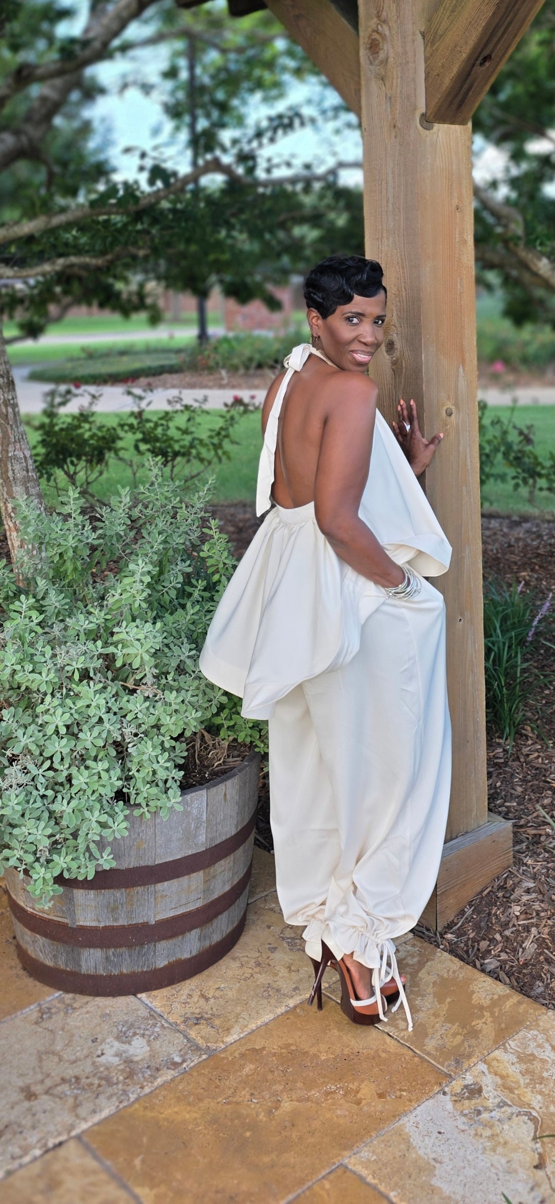 HALTER A-LINE HIGH LOW TOP WITH TAPERED DRAWSTRING PANTS