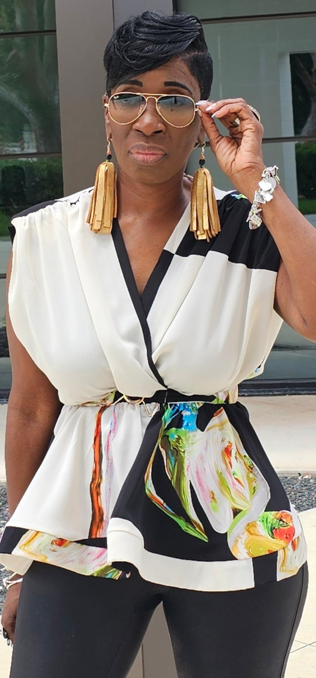 FLOWY MULTI-COLOR BLOUSE WITH BELT